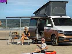 Volkswagen представил обновленный кемпер California