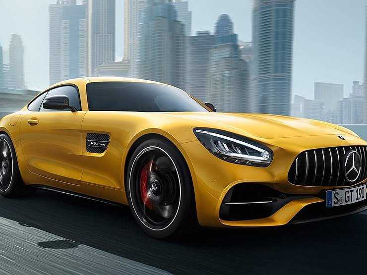 Mercedes-Benz разом поднял цены на свои машины на 1 000 000 рублей