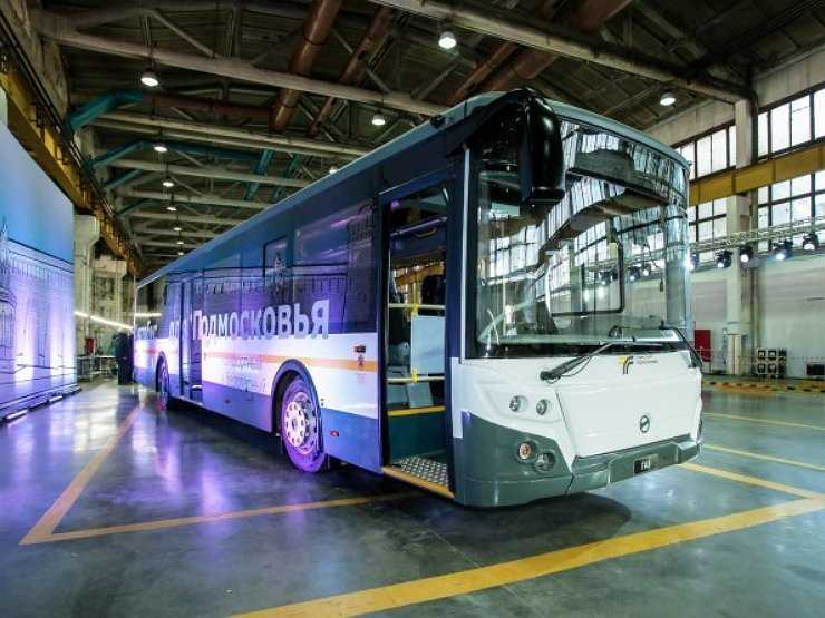 ЛиАЗ начал выпускать автобус с USB-зарядниками и интернет-роутером