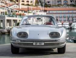 Первый серийный Lamborghini победил на конкурсе элегантности