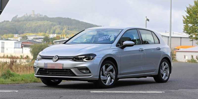  Volkswagen рассказал о Golf GTE нового поколения 