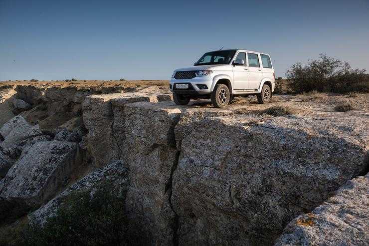 C автоматом наперевес: первый полноценный тест-драйв УАЗ &laquo;Патриот&raquo; с АКП