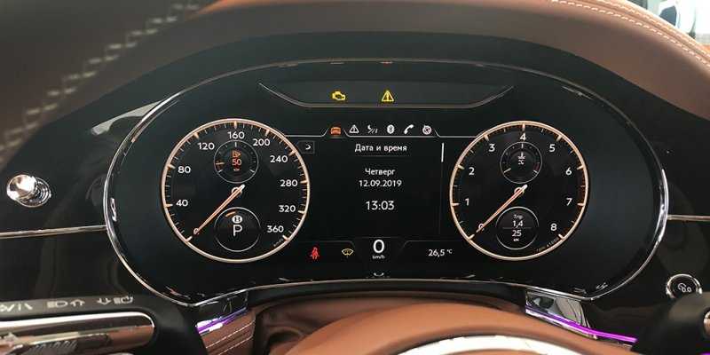 Новый Bentley Flying Spur показали в Москве 