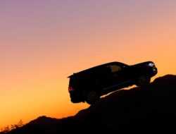 Toyota открестилась от Land Cruiser нового поколения