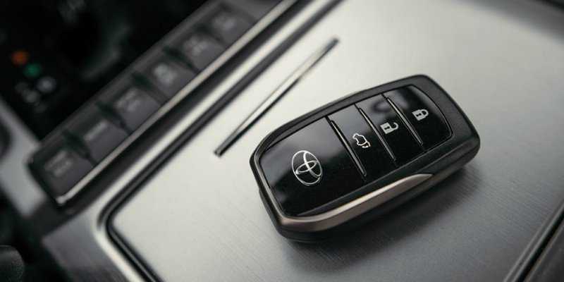  Toyota защитила российский Land Cruiser от популярного способа угона 