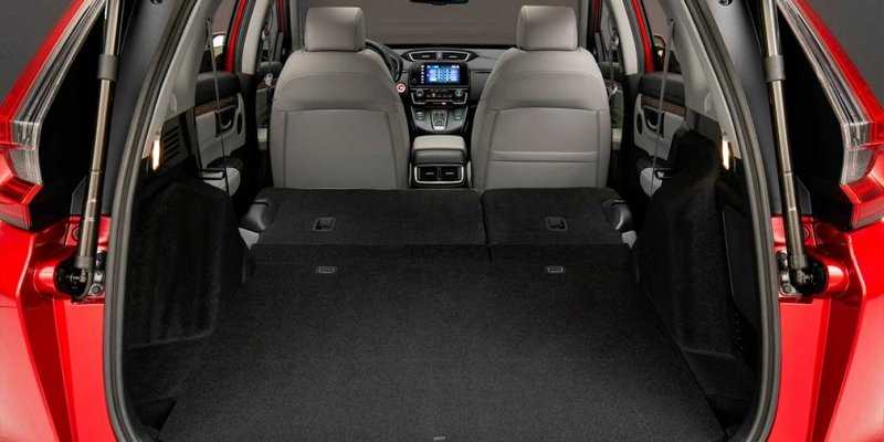  Кроссовер Honda CR-V обновился внешне и стал безопаснее 