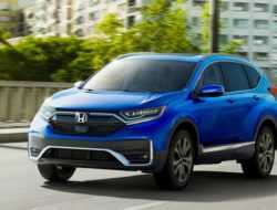 Кроссовер Honda CR-V  обновился внешне и стал безопаснее