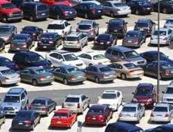 Где продаются самые дешевые подержанные машины в России