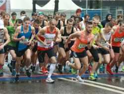 В Москве перекроют движение из-за полумарафона