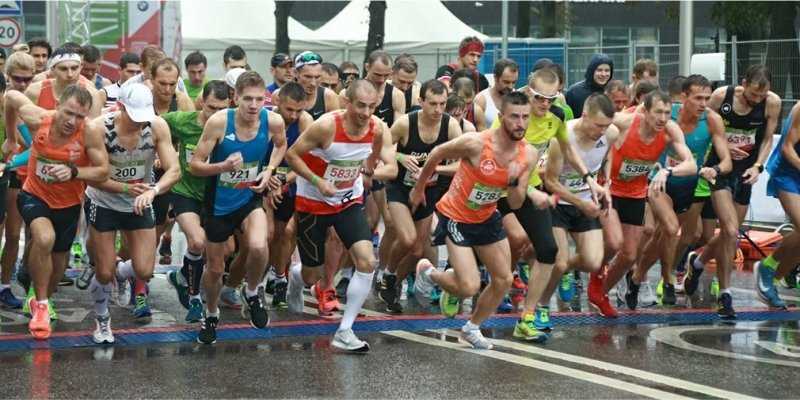  В Москве перекроют движение из-за полумарафона 