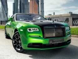 Rolls-Royce представил спецверсию Wraith специально для Москвы