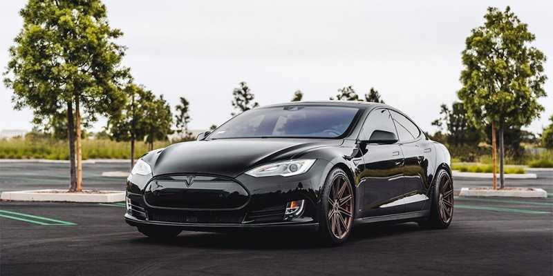 
                                    Пресс-секретарь Лукашенко рассказала, откуда у президента Tesla
                            