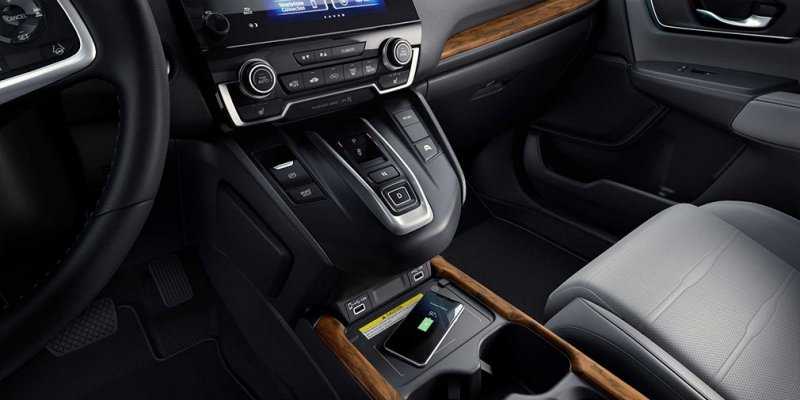  Кроссовер Honda CR-V обновился внешне и стал безопаснее 