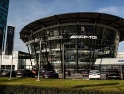 Дилеры рассказали, когда подорожают автомобили