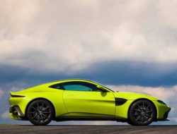 После снижения таможенных пошлин в России дешевеют суперкары