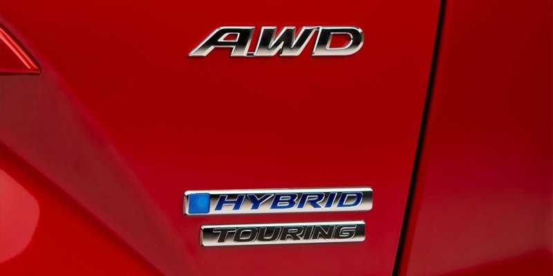  Кроссовер Honda CR-V обновился внешне и стал безопаснее 