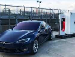 Tesla оборудовала собственную электрозаправку на Нюрбургринге