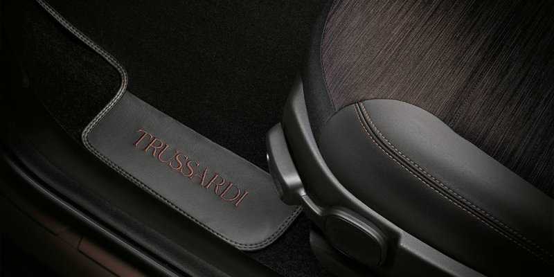  Fiat и Trussardi выпустили первую роскошную Panda 