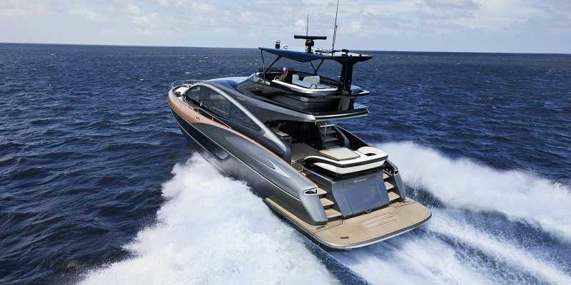  Яхта Lexus за 4 миллиона долларов отправилась в первое плавание 