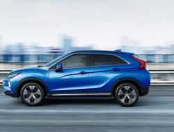 Mitsubishi начала российские продажи обновленного Eclipse Cross