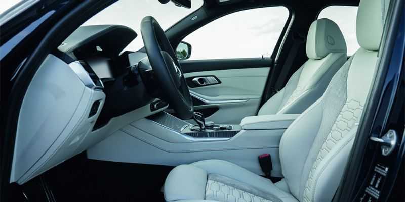 
                                    Alpina превратила новую &laquo;трешку&raquo; BMW в 462-сильный суперседан
                            