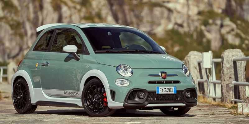 
                                    Fiat выпустил хот-хэтч с разработанным при помощи аэротрубы спойлером
                            