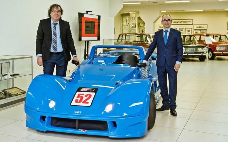 Гоночный родстер Lada привезли в музей АвтоВАЗа