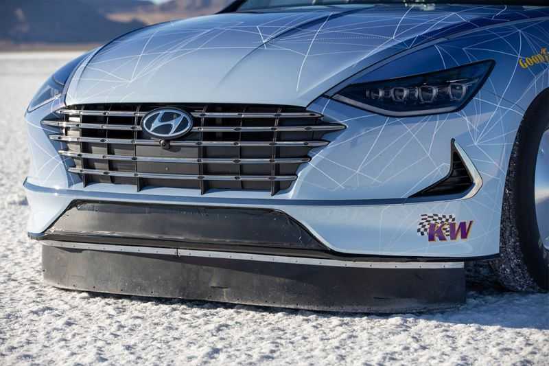 
                                    Hyundai установила рекорд скорости среди гибридов и водородных машин
                            