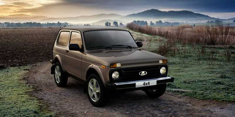 
                                    Lada 4x4 попала в тройку самых популярных SUV и внедорожников в России
                            