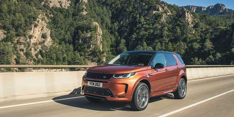 
                                    Land Rover начала российские продажи обновленного Discovery Sport
                            