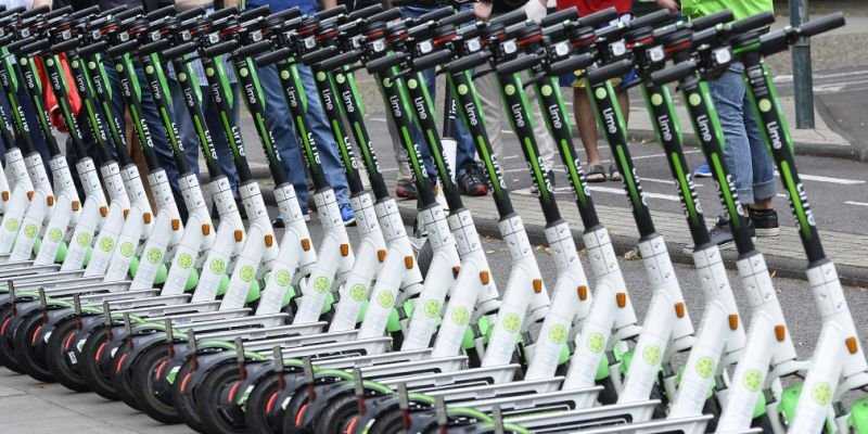 
                                    Минтранс разработал ПДД для электросамокатов и гироскутеров
                            