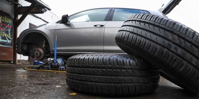 
                                    Московские власти предупредили водителей об очередях на шиномонтаж
                            