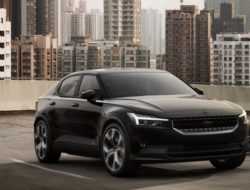Polestar улучшил управляемость конкурента Tesla Model 3