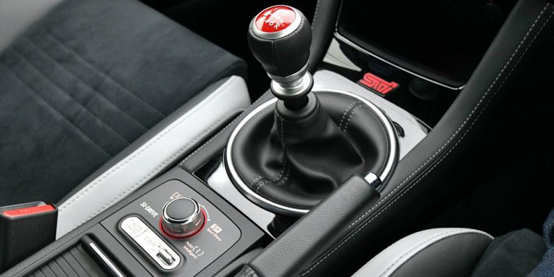 
                                    Subaru попрощалась с легендарным мотором особой версией седана WRX STI
                            