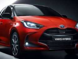 Toyota Yaris сменил поколение и переехал на новую платформу