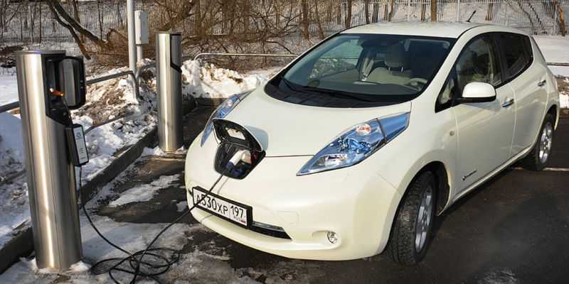 
                                    В России назвали самые популярные электрокары
                            