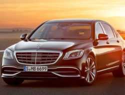 В России продажи люксовых автомобилей рухнули на 33%