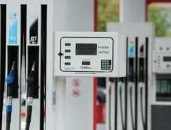 В России рекордно упал спрос на бензин