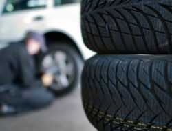 Власти Москвы призвали водителей с летней резиной пересесть на метро