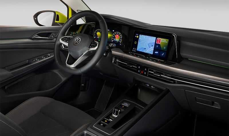 Volkswagen представил новый Golf для России