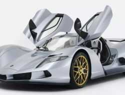 Японцы запустили в серию самый мощный автомобиль в мире