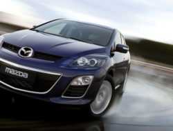 Mazda отправит на сервис 36 тысяч кроссоверов в России