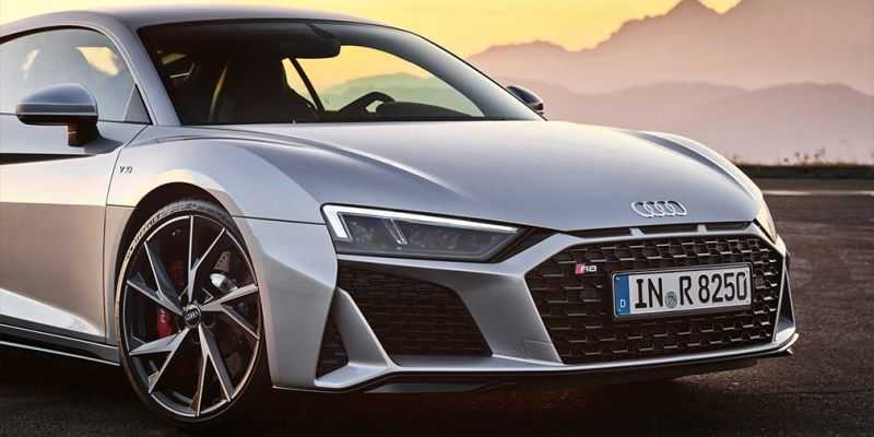 Обновленный Audi R8 перевели на задний привод и сделали дешевле