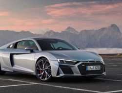 Обновленный Audi R8 перевели на задний привод и сделали дешевле