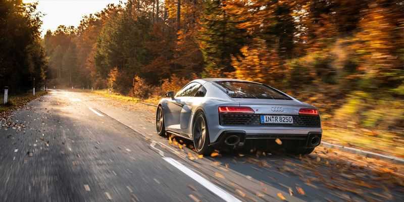 Обновленный Audi R8 перевели на задний привод и сделали дешевле