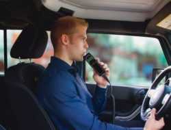 В России автомобили начнут оснащать алкозамками