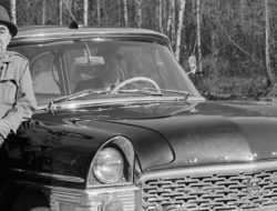 Водительские права Брежнева решили продать на аукционе