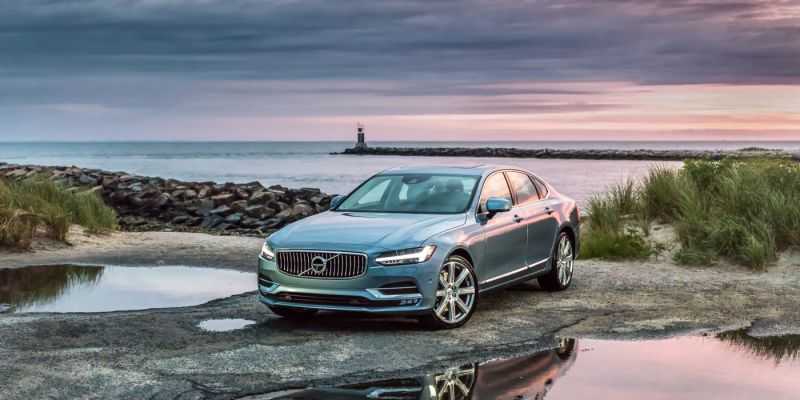 
                                    Volvo поднимет российские цены на автомобили
                            