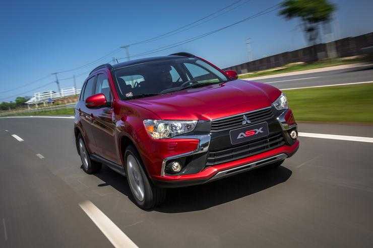 5 самых дешевых и экономичных японских кроссоверов трехлетнего возраста