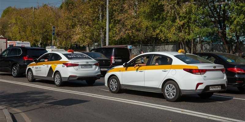 
                                    Агрегаторы заставят отвечать за безопасность пассажиров такси
                            